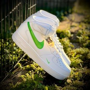 Nike Custom Air Force 1 Pearl Green NWT
